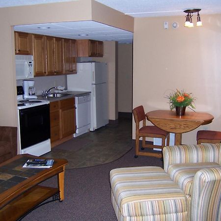 Pinestead Reef Resort Traverse City Exteriör bild